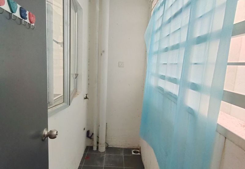 Puncak Hijauan (Hijauan Heights)