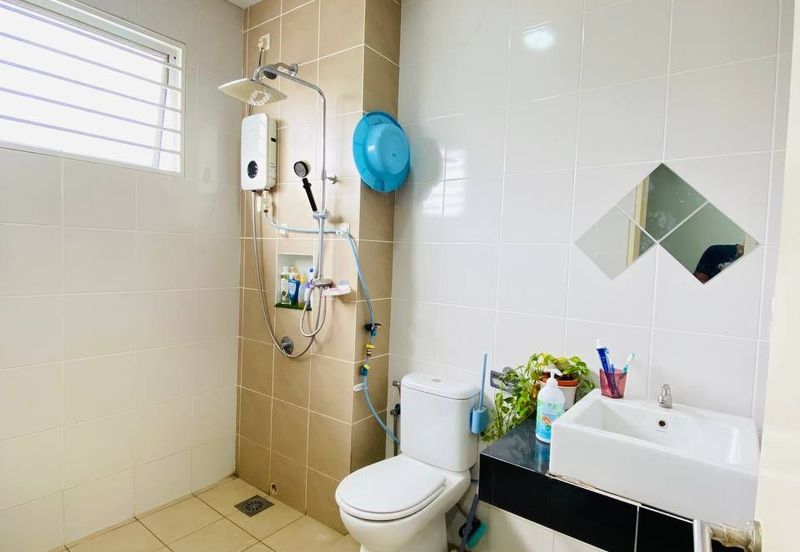 Abadi @ Bandar Ainsdale