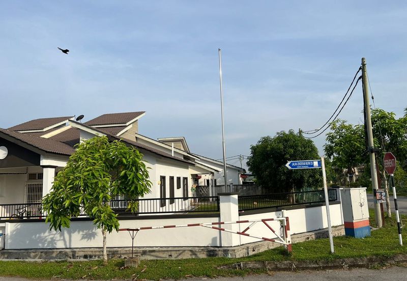Taman Jenderam Murni *