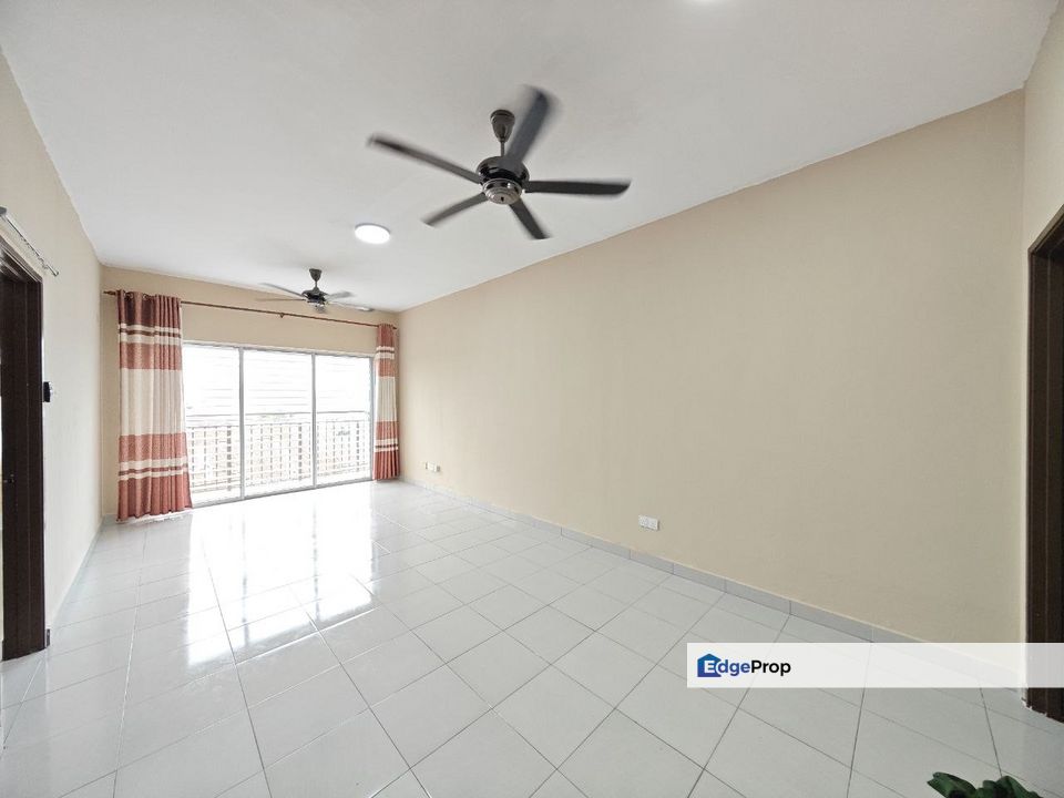 Apartment Suria Bayu, Taman Emas Dengkil, Selangor, Sepang