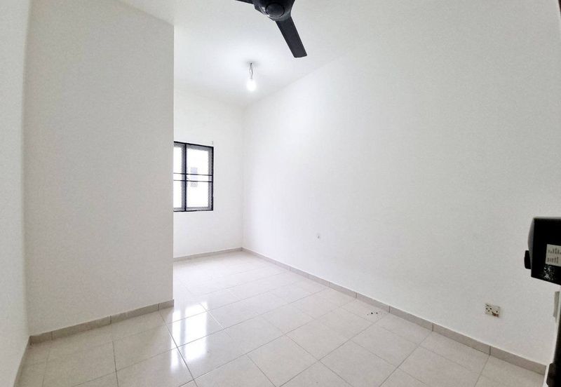 Laman Haris @ Eco Grandeur