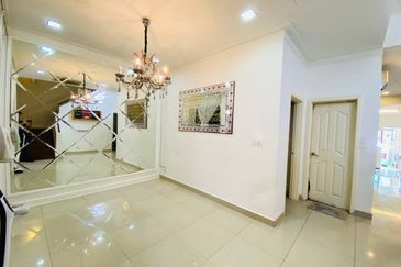 BUKIT JELUTONG DOUBLE STOREY TERRACE JALAN TIANG SERI 