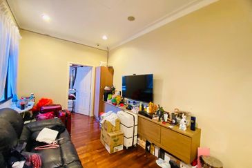 BUKIT JELUTONG DOUBLE STOREY TERRACE JALAN TIANG SERI 