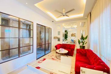 BUKIT JELUTONG DOUBLE STOREY TERRACE JALAN TIANG SERI 