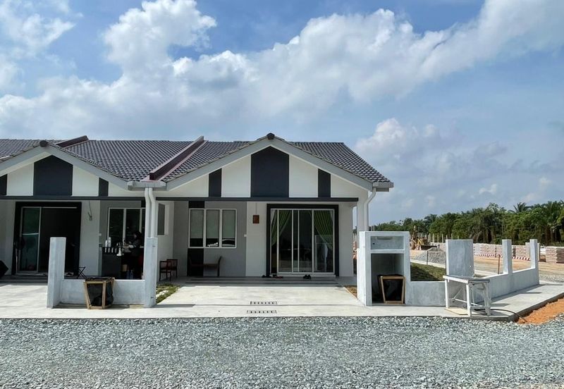 Taman Dahlia, Sepang