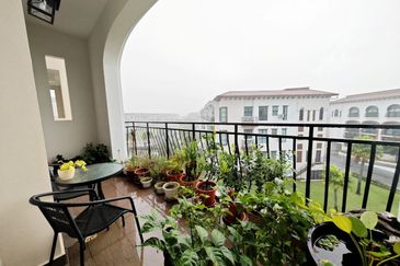 Isle of Kamares, Setia Eco Glades