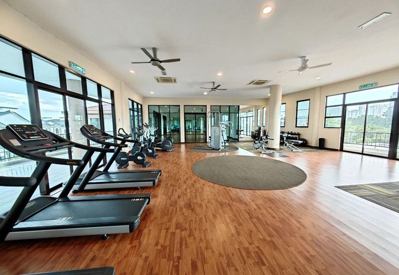 Isle of Kamares, Setia Eco Glades