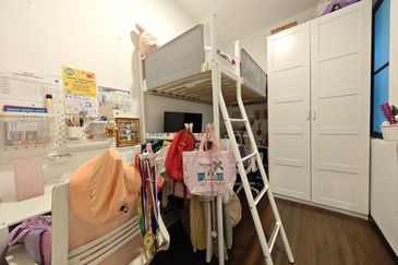 Isle of Kamares, Setia Eco Glades