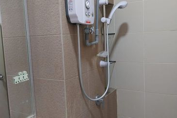 Ariza Elmina Gardens