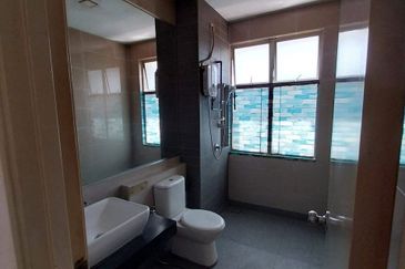 Ariza Elmina Gardens