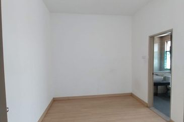 Ariza Elmina Gardens