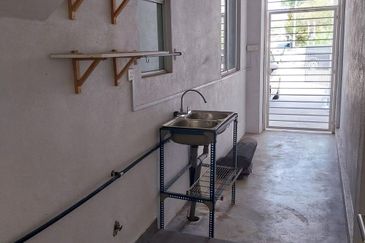 Ariza Elmina Gardens