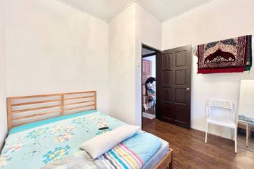 Lorong Cakera Purnama 12/24