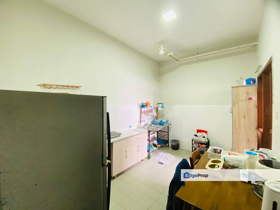 EMBUN RESIDENCE PUNCAK SAUJANA KAJANG, Selangor, Kajang