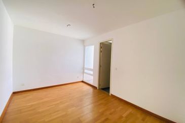 Duta Villa, Presint 14