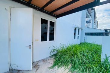 Duta Villa, Presint 14