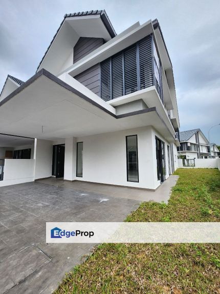 LAST UNIT. Superlink Corner Lot Terrace House, Lagenda Gardens, Bukit Jelutong, Shah Alam For Sale, Selangor, Shah Alam