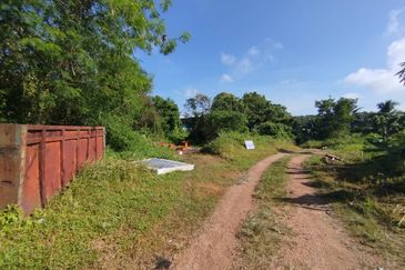 2 Acre Agriculture Land Commercial Zone @ Ulu Tiram