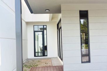 Avira Garden Terraces @ Medini