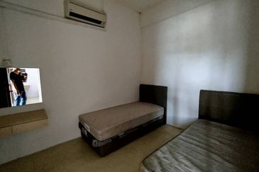 For Rent - Shop Hostel @ Taman Masai Utama