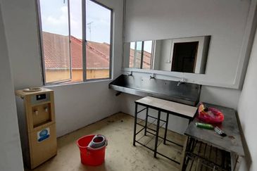 For Rent - Shop Hostel @ Taman Masai Utama