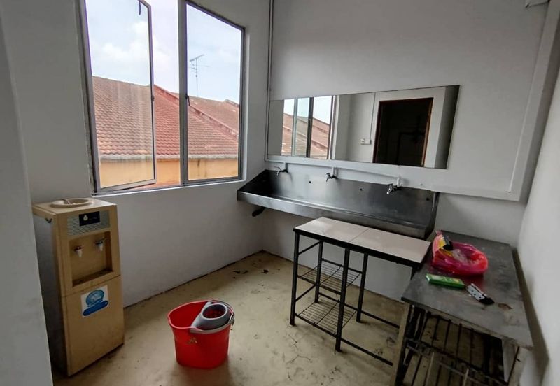 For Rent - Shop Hostel @ Taman Masai Utama