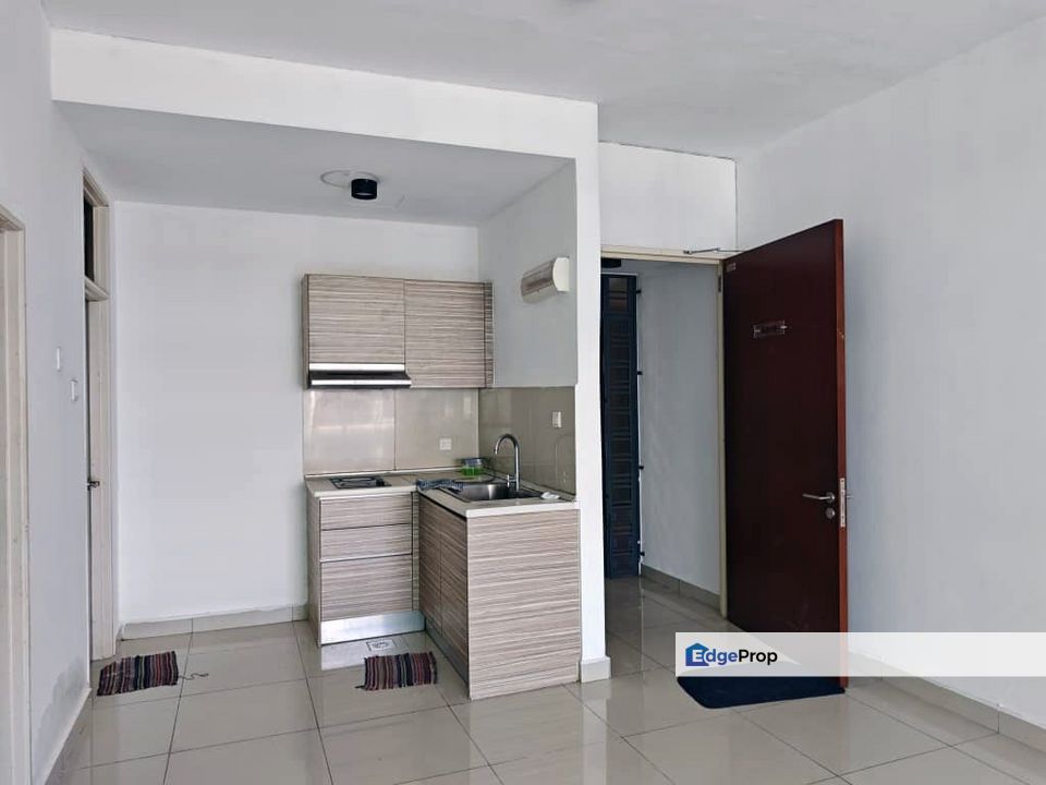 For Sale. Service Residence @ Parc Regency Plentong Masai, Johor, Johor, Masai