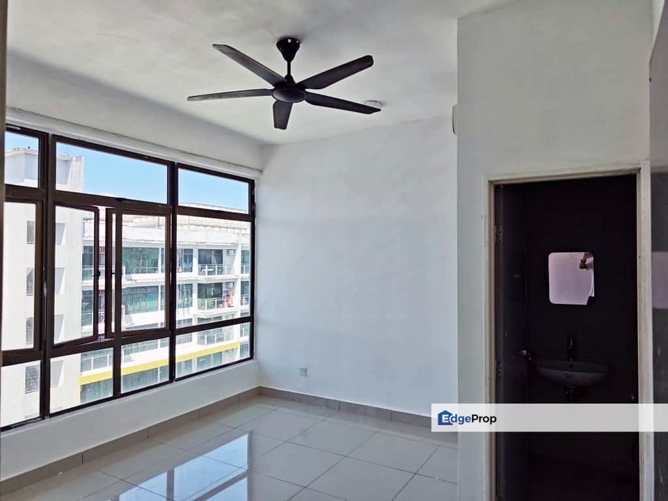 For Sale. Service Residence @ Parc Regency Plentong Masai, Johor, Johor, Masai