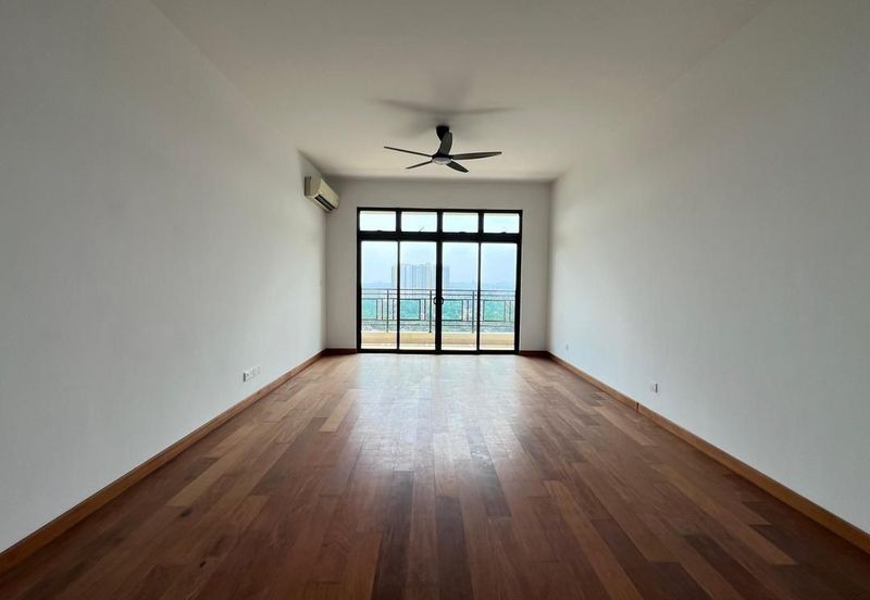 Taman Laguna Heights