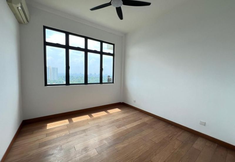 Taman Laguna Heights