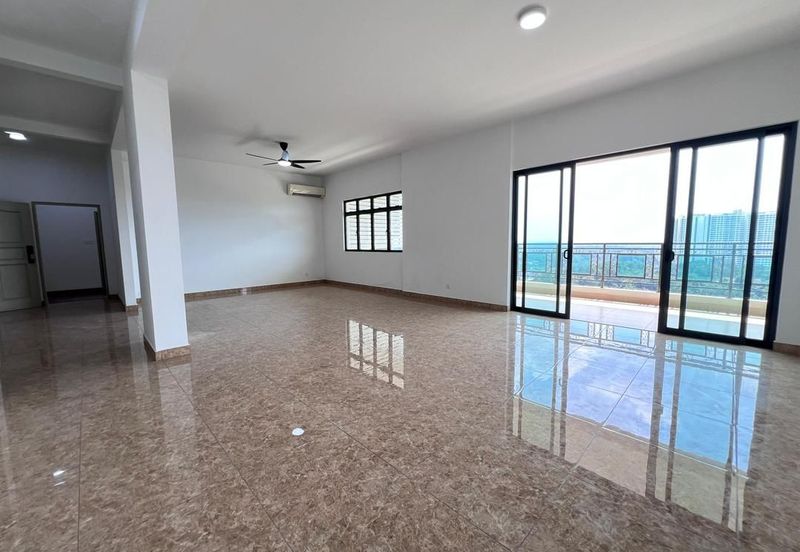 Taman Laguna Heights