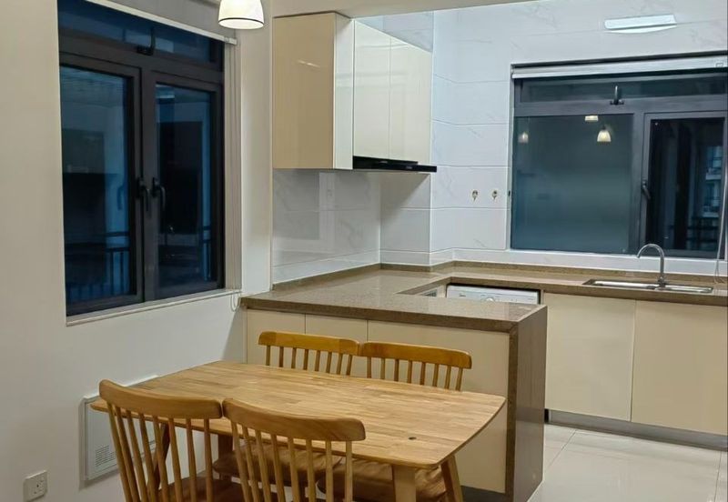 1Medini & Medini Signature