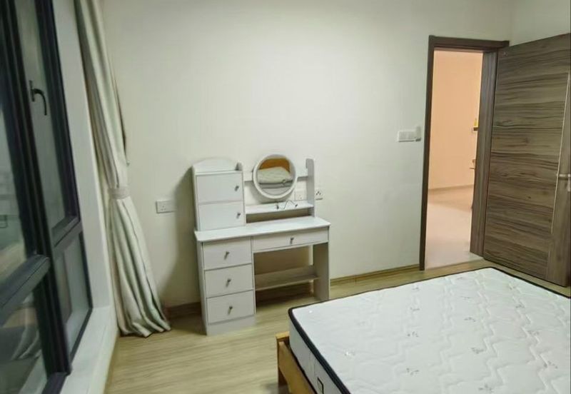 1Medini & Medini Signature