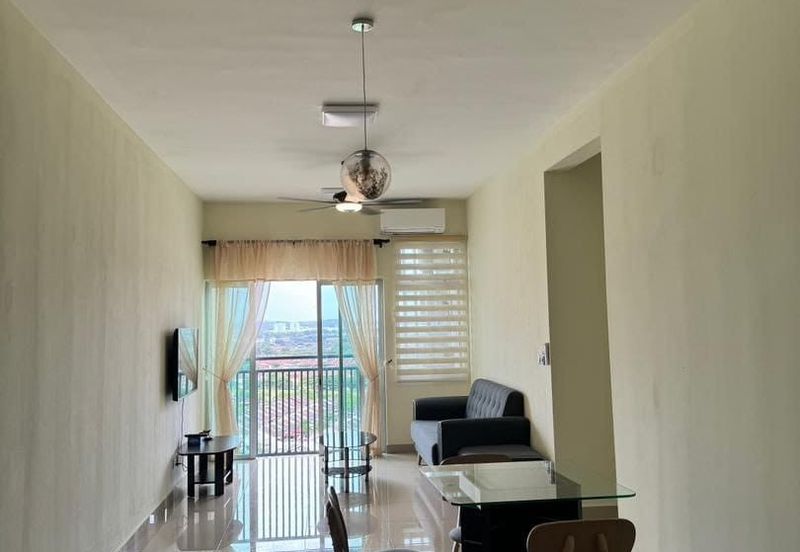 Meridin Bayvue Apartment