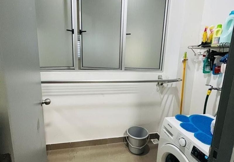 Meridin Bayvue Apartment