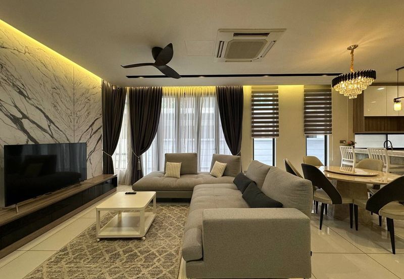 The Canal Garden South, Horizon Hills