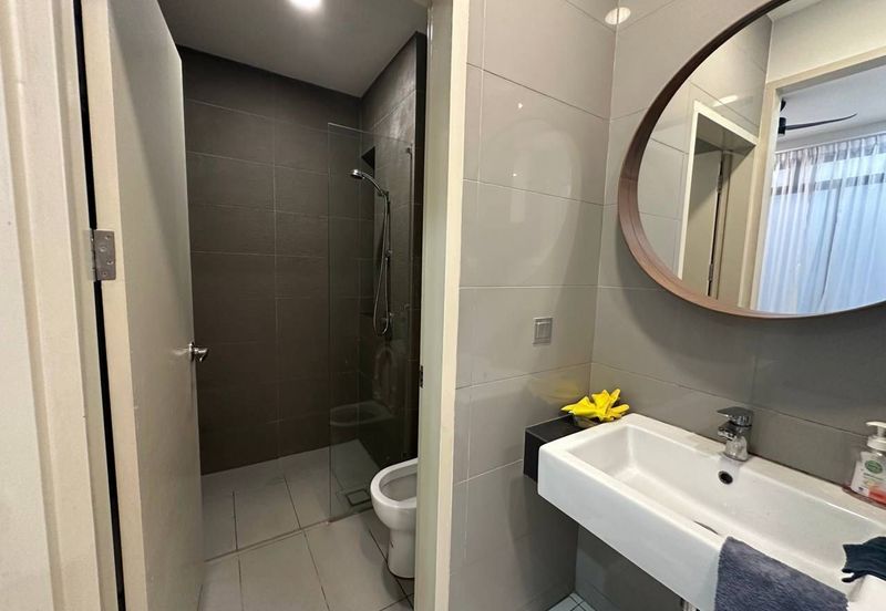 The Canal Garden South, Horizon Hills