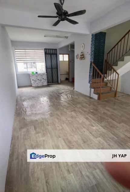 Johor / Kulai / Taman Sri Muhibbah / nxt to Indahpura & KCC / Medium Cost Double Storey Terrace House / , Johor, Kulai