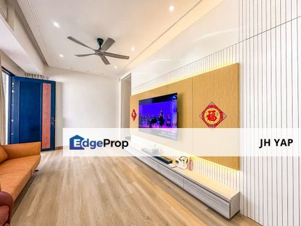 Iskandar Puteri Avira Renovated End lot Superlink Double Storey Terrace House , Johor, Nusajaya