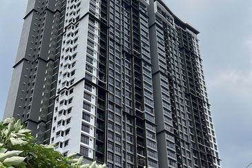 Twin Tower Residence