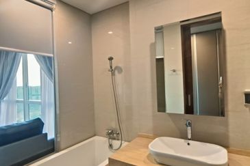 Puteri Cove Residences