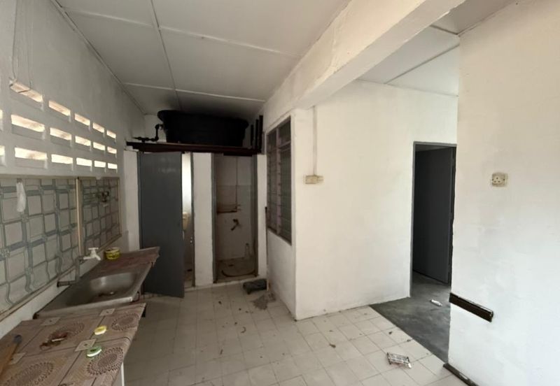 Flat Temenggong, Bandar Indahpura