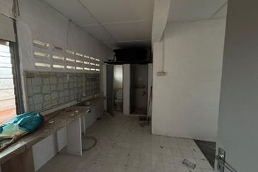 Flat Temenggong, Bandar Indahpura