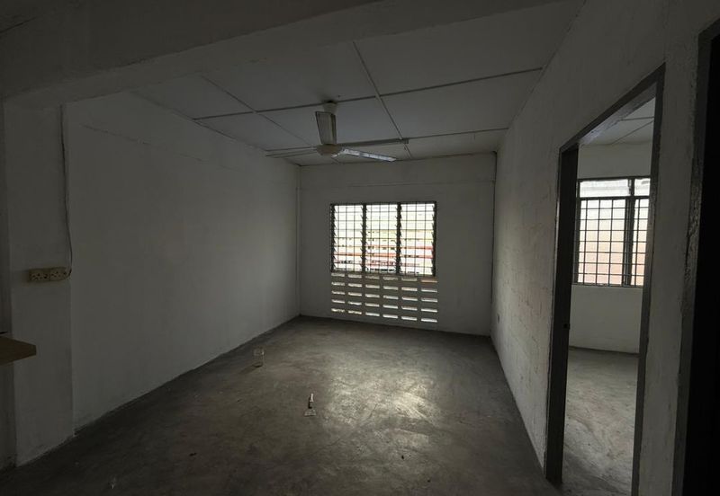 Flat Temenggong, Bandar Indahpura