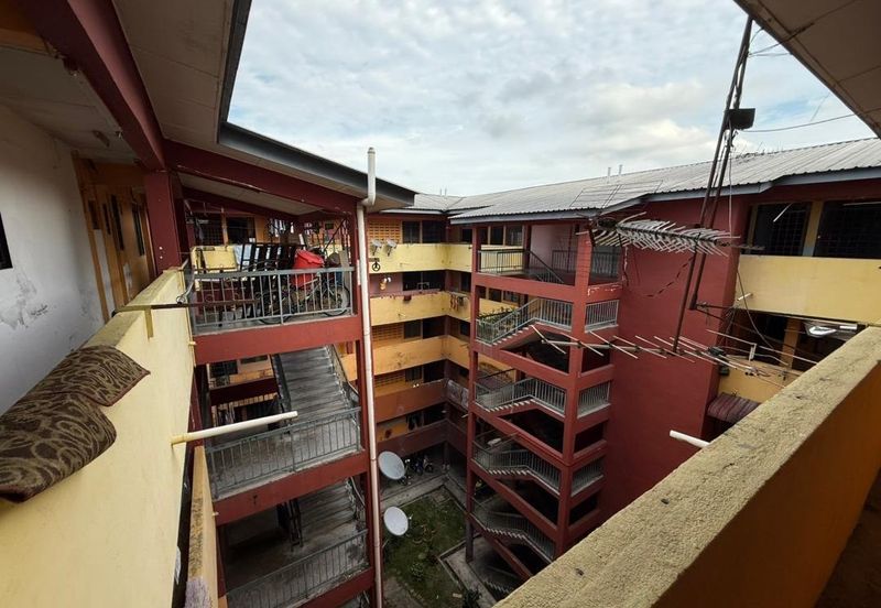 Flat Temenggong, Bandar Indahpura