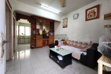 Flat Taman Ungku Tun Aminah