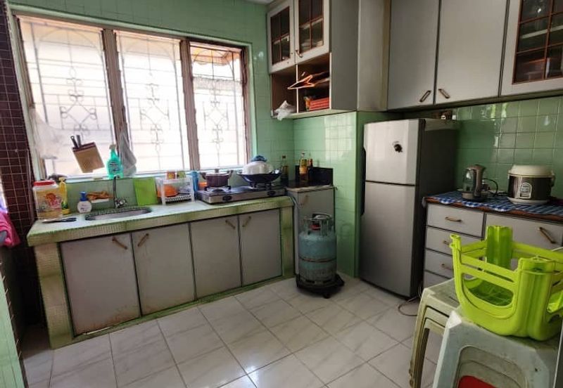 Flat Taman Ungku Tun Aminah