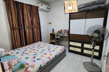 Flat Taman Ungku Tun Aminah