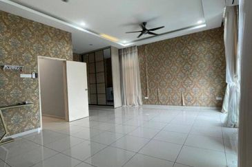 Nusa Sentral Spring Meadow