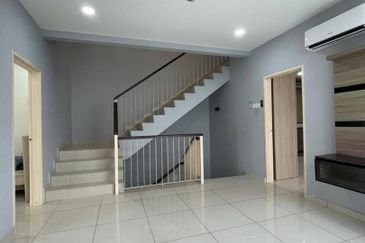 Nusa Sentral Spring Meadow